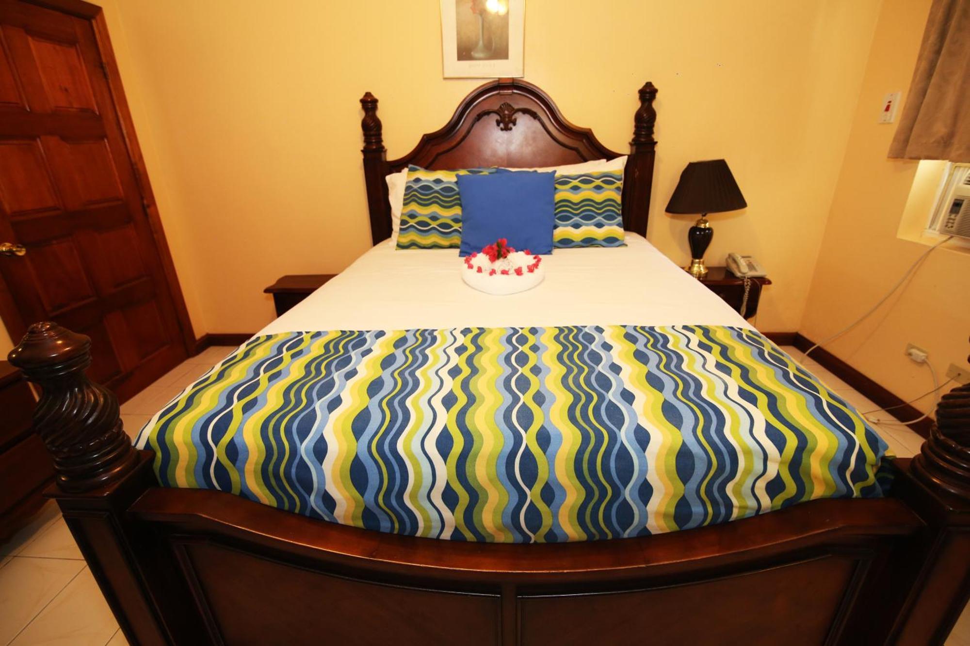Rayon Hotel Негрил Номер фото