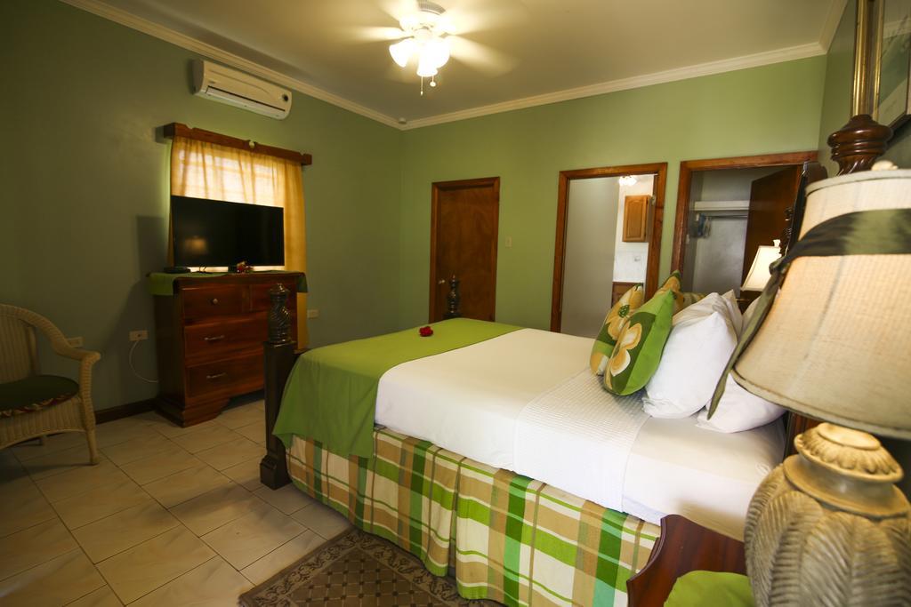 Rayon Hotel Негрил Экстерьер фото