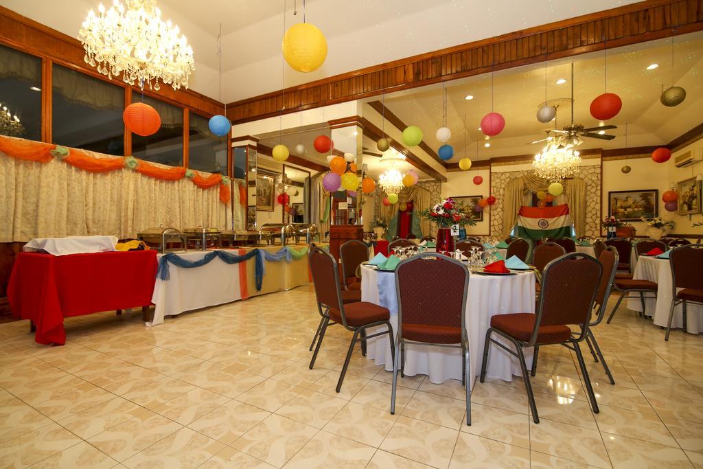 Rayon Hotel Негрил Экстерьер фото